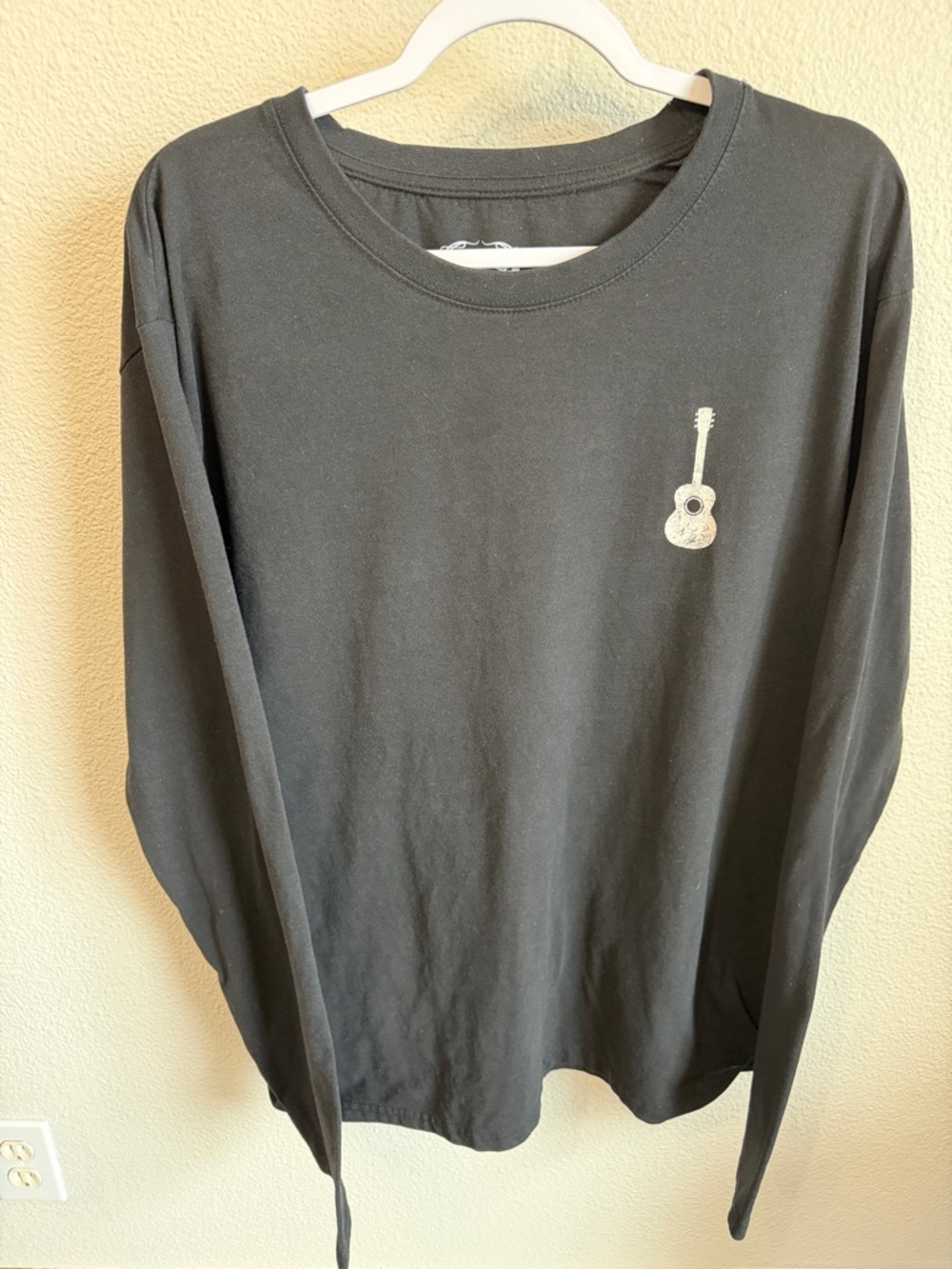 Johnny Cash LOST CREEK OUTFITTERS Long Sleeve Black Tshirt Size XL Unisex - Picture 3 of 9